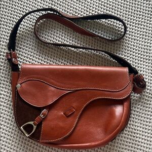 Chic Brown Leather Crossbody Bag
